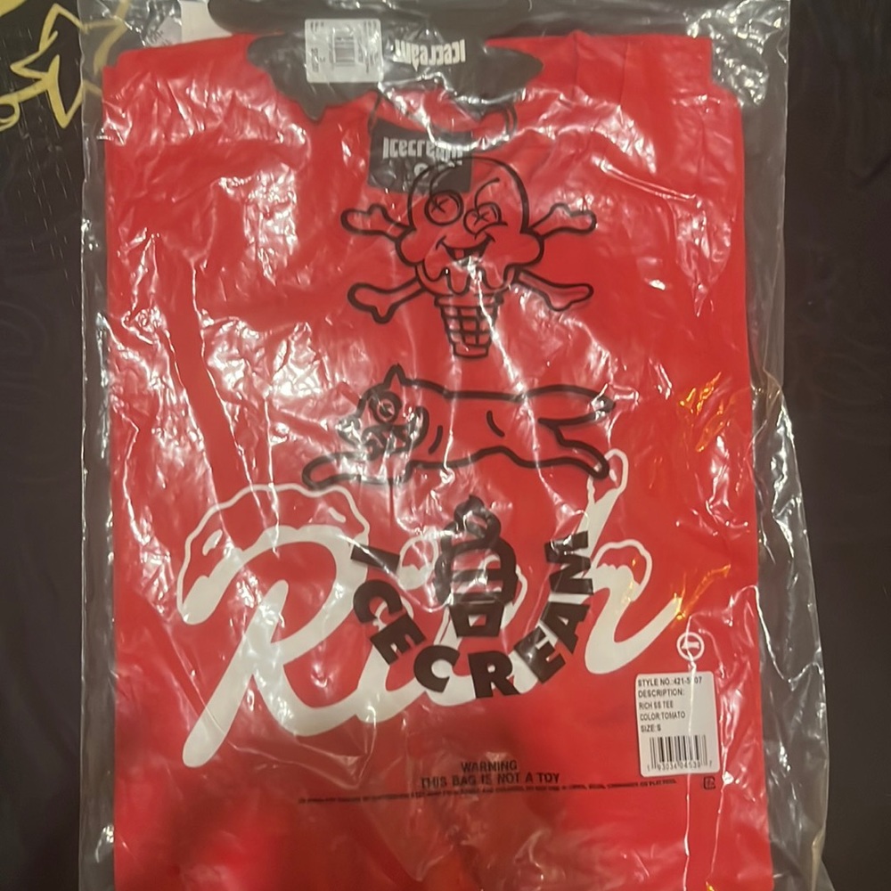 Red ice cream shirt, size small.